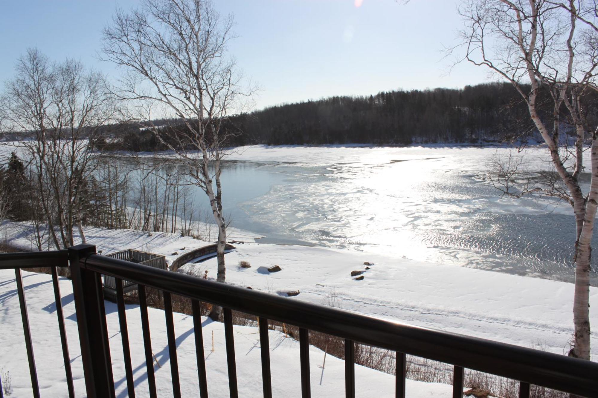 Lanes Riverhouse Inn & Cottages Montague 部屋 写真