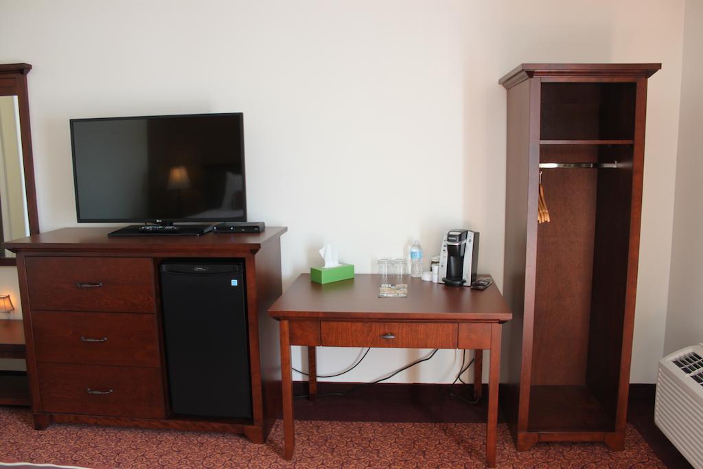 Lanes Riverhouse Inn & Cottages Montague 部屋 写真