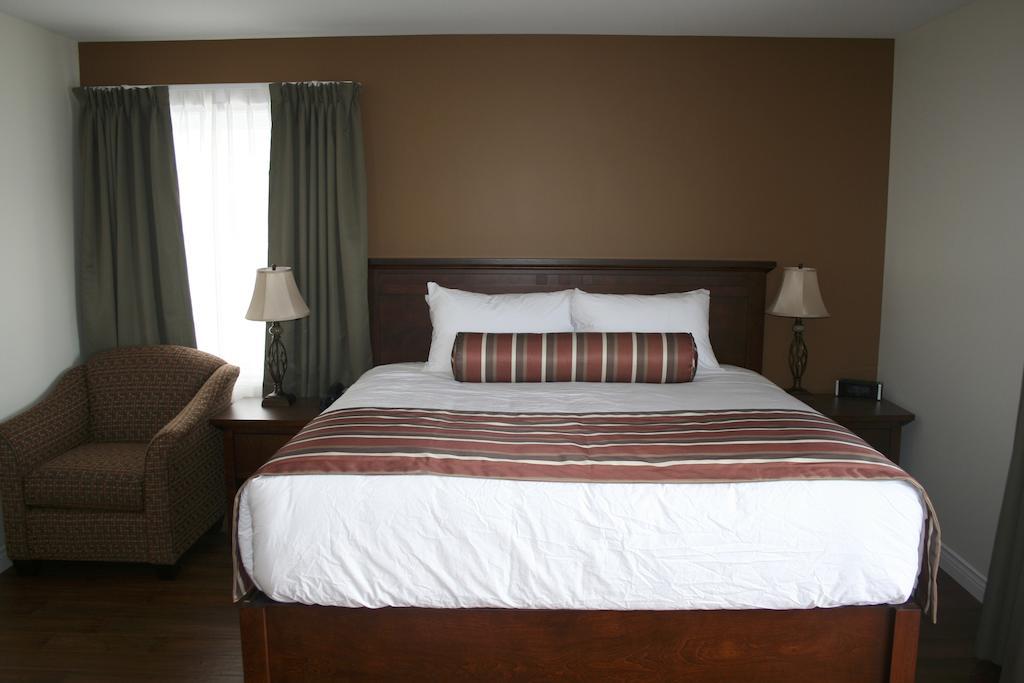 Lanes Riverhouse Inn & Cottages Montague 部屋 写真