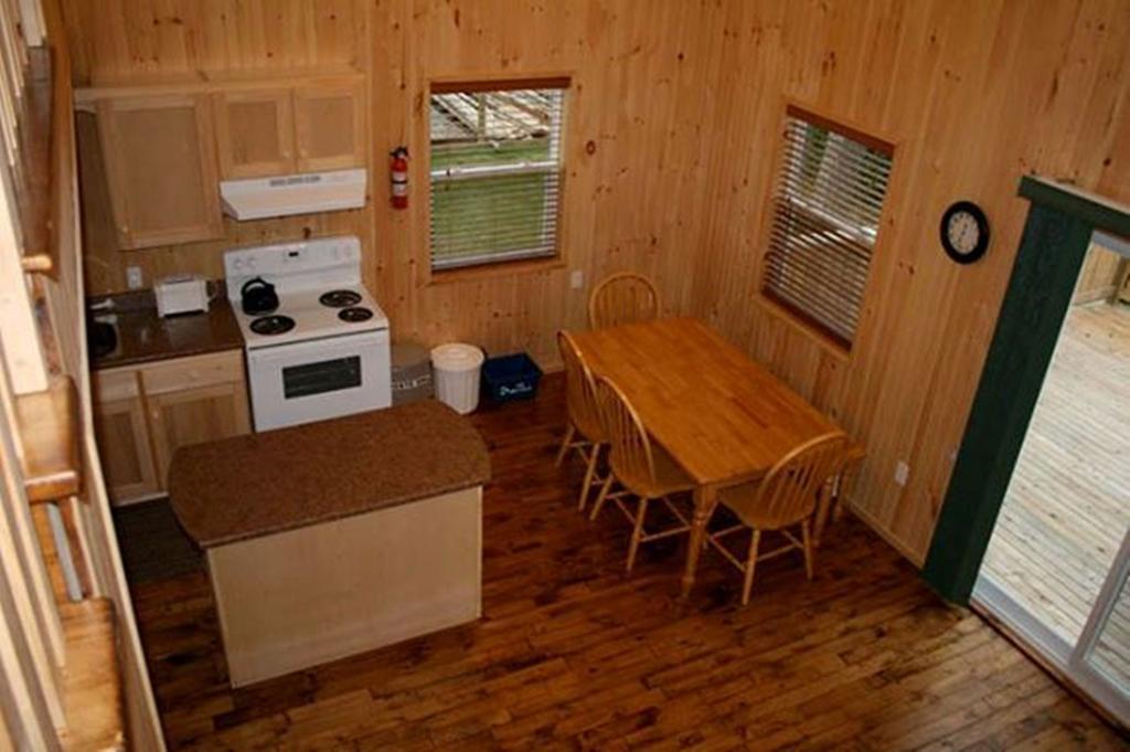 Lanes Riverhouse Inn & Cottages Montague 部屋 写真
