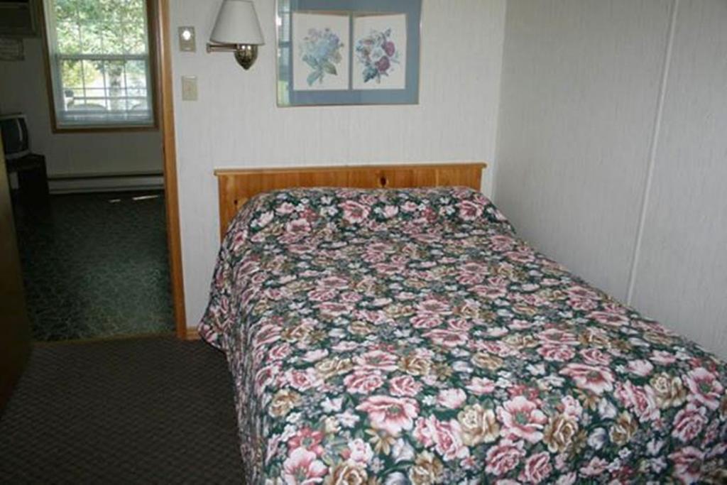 Lanes Riverhouse Inn & Cottages Montague 部屋 写真